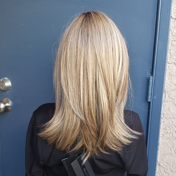 CHLOE "V" Wig, Belle Tress, Sunkissed Almond - R, HAND TIED, Ear to ear lace,NEW - Picture 4 of 12